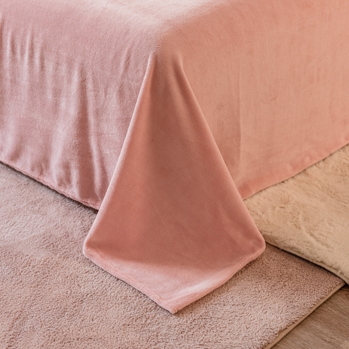 91家纺网 家纺一手货源 找家纺 印季家纺 2025新款华夫格牛奶绒花边四件套 嫩粉