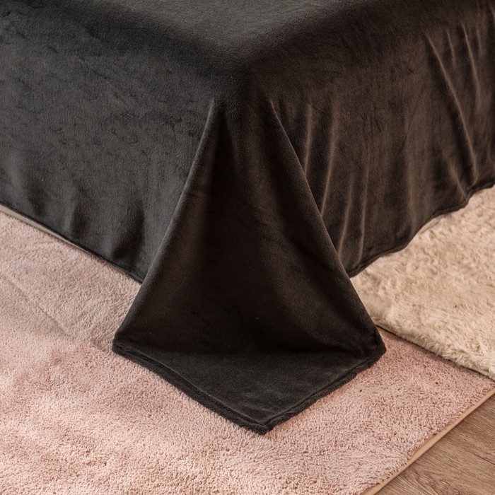 91家纺网 家纺一手货源 找家纺 印季家纺 2025新款华夫格牛奶绒花边四件套 墨绿-灰