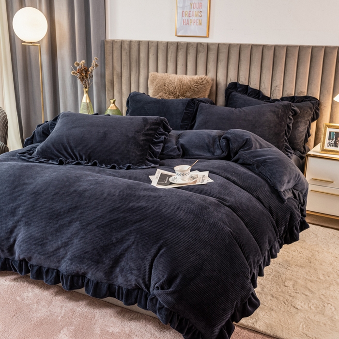 91家纺网 家纺一手货源 找家纺 （总）印季家纺 2025新款华夫格牛奶绒花边四件套