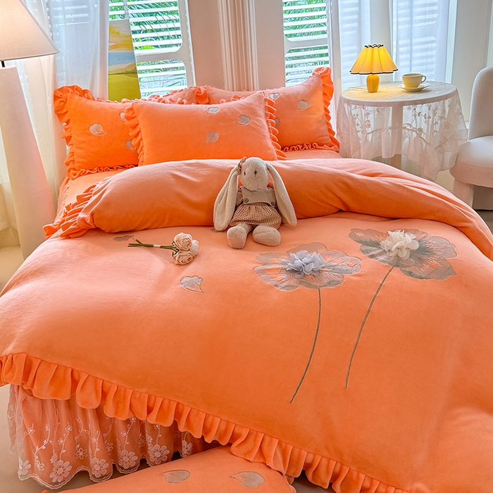 91家纺网 家纺一手货源 找家纺 （总）唐人居 2025新款加厚牛奶绒立体绣花四件套-花漾