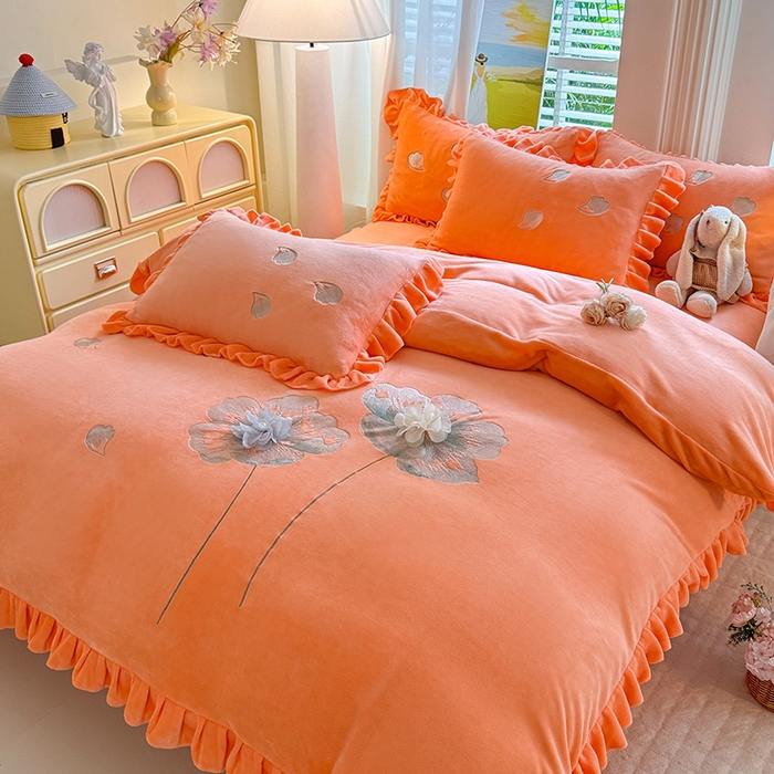 91家纺网 家纺一手货源 找家纺 唐人居 2025新款加厚牛奶绒立体绣花四件套-花漾 花漾-暖橘