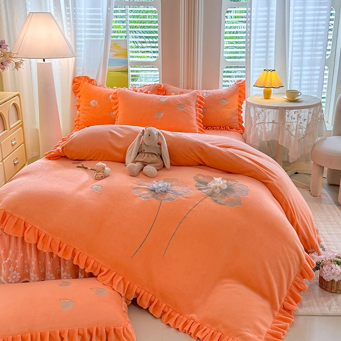 91家纺网 家纺一手货源 找家纺 唐人居 2025新款加厚牛奶绒立体绣花四件套-花漾 花漾-暖橘