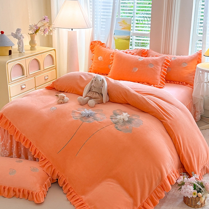 91家纺网 家纺一手货源 找家纺 唐人居 2025新款加厚牛奶绒立体绣花四件套-花漾 花漾-暖橘