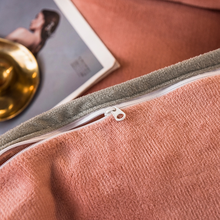 91家纺网 家纺一手货源 找家纺 印季家纺 2025新款牛奶绒纯色包边四件套 豆沙