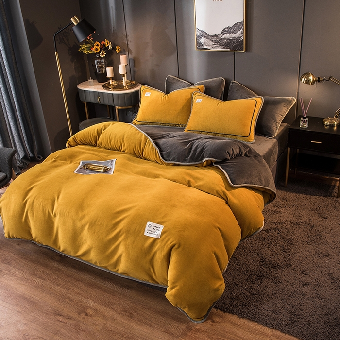 91家纺网 家纺一手货源 找家纺 印季家纺 2025新款牛奶绒纯色包边四件套 姜黄-深灰