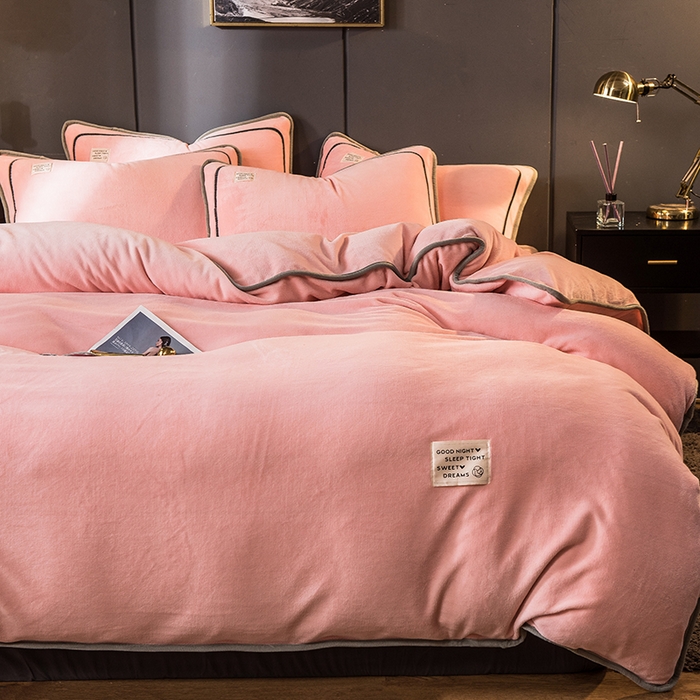 印季家纺 2025新款牛奶绒纯色包边四件套 嫩粉