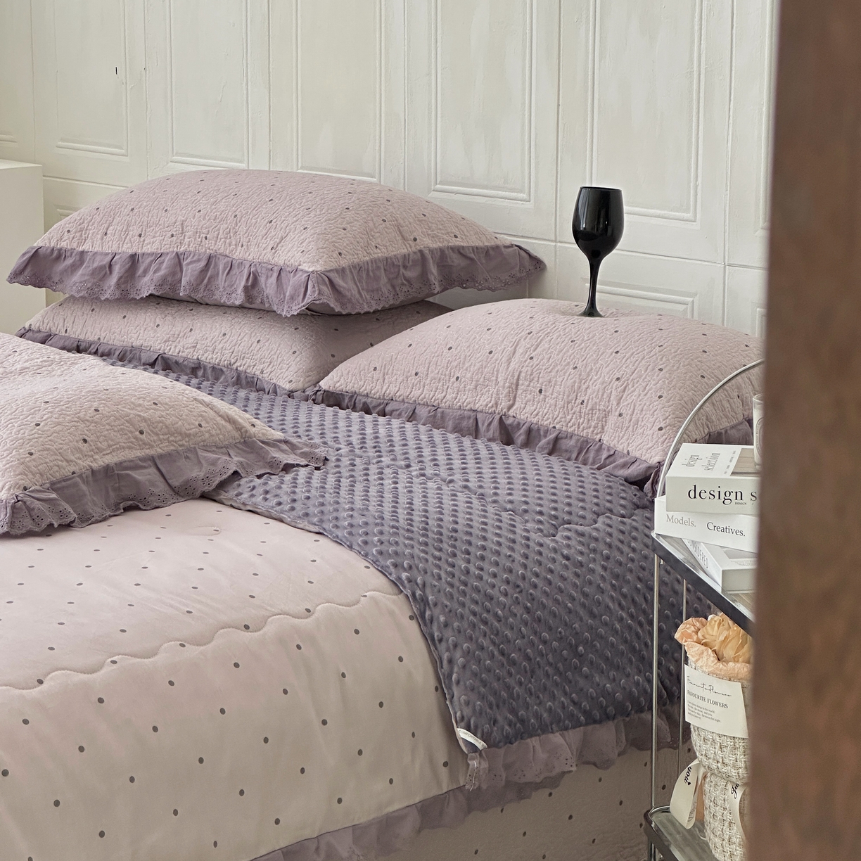 91家纺网 家纺一手货源 找家纺 佰织鑫家居 2025秋冬新品全棉法式床盖款豆豆被四件套 波点紫