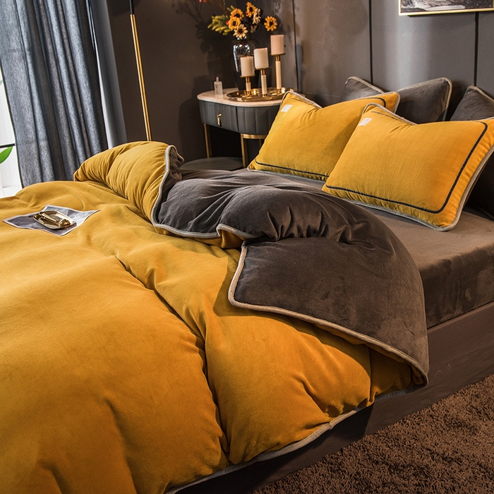 91家纺网 家纺一手货源 找家纺 印季家纺 2025新款牛奶绒纯色包边四件套 姜黄-深灰