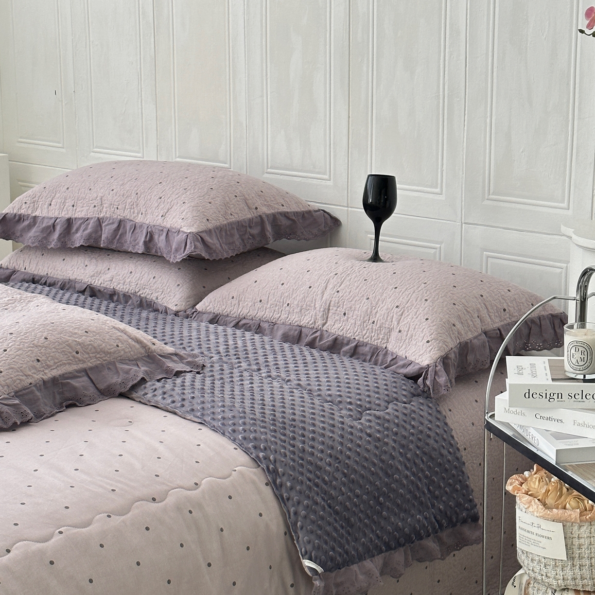 91家纺网 家纺一手货源 找家纺 佰织鑫家居 2025秋冬新品全棉法式床盖款豆豆被四件套 波点紫