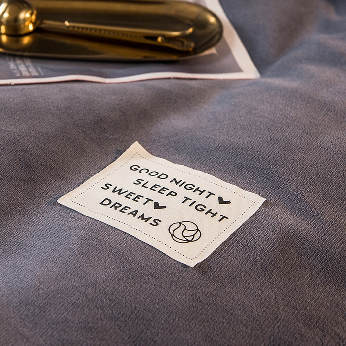 91家纺网 家纺一手货源 找家纺 印季家纺 2025新款牛奶绒纯色包边四件套 紫灰-深灰