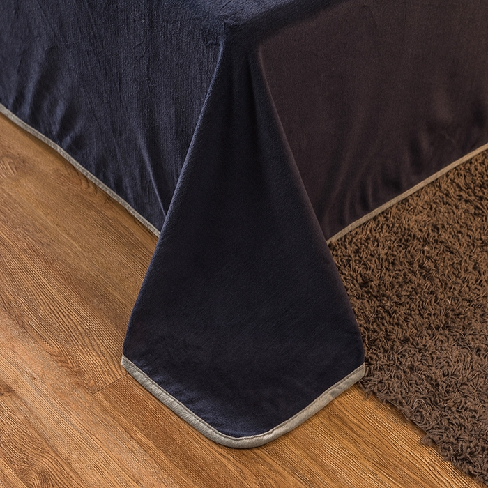 91家纺网 家纺一手货源 找家纺 印季家纺 2025新款牛奶绒纯色包边四件套 宝蓝