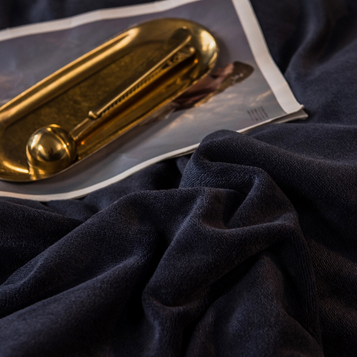 91家纺网 家纺一手货源 找家纺 印季家纺 2025新款牛奶绒纯色包边四件套 宝蓝