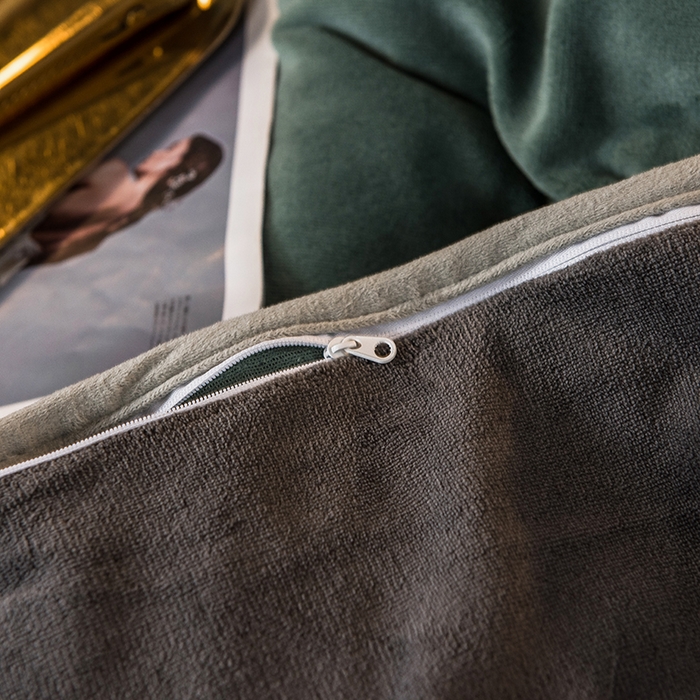 91家纺网 家纺一手货源 找家纺 印季家纺 2025新款牛奶绒纯色包边四件套 灰绿-深灰