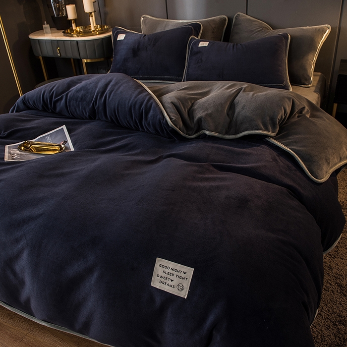 91家纺网 家纺一手货源 找家纺 印季家纺 2025新款牛奶绒纯色包边四件套 宝蓝-深灰