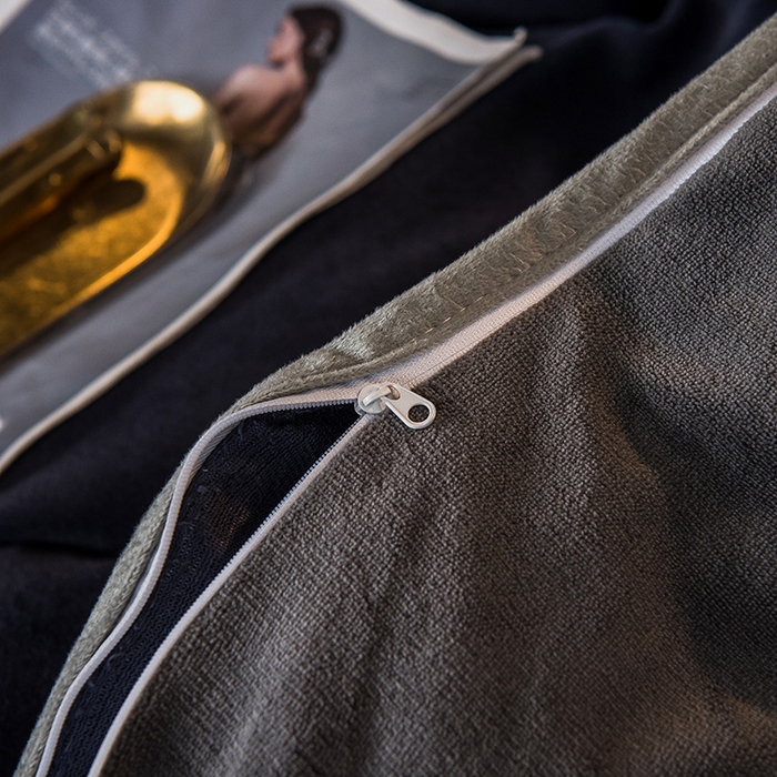 91家纺网 家纺一手货源 找家纺 印季家纺 2025新款牛奶绒纯色包边四件套 宝蓝-深灰