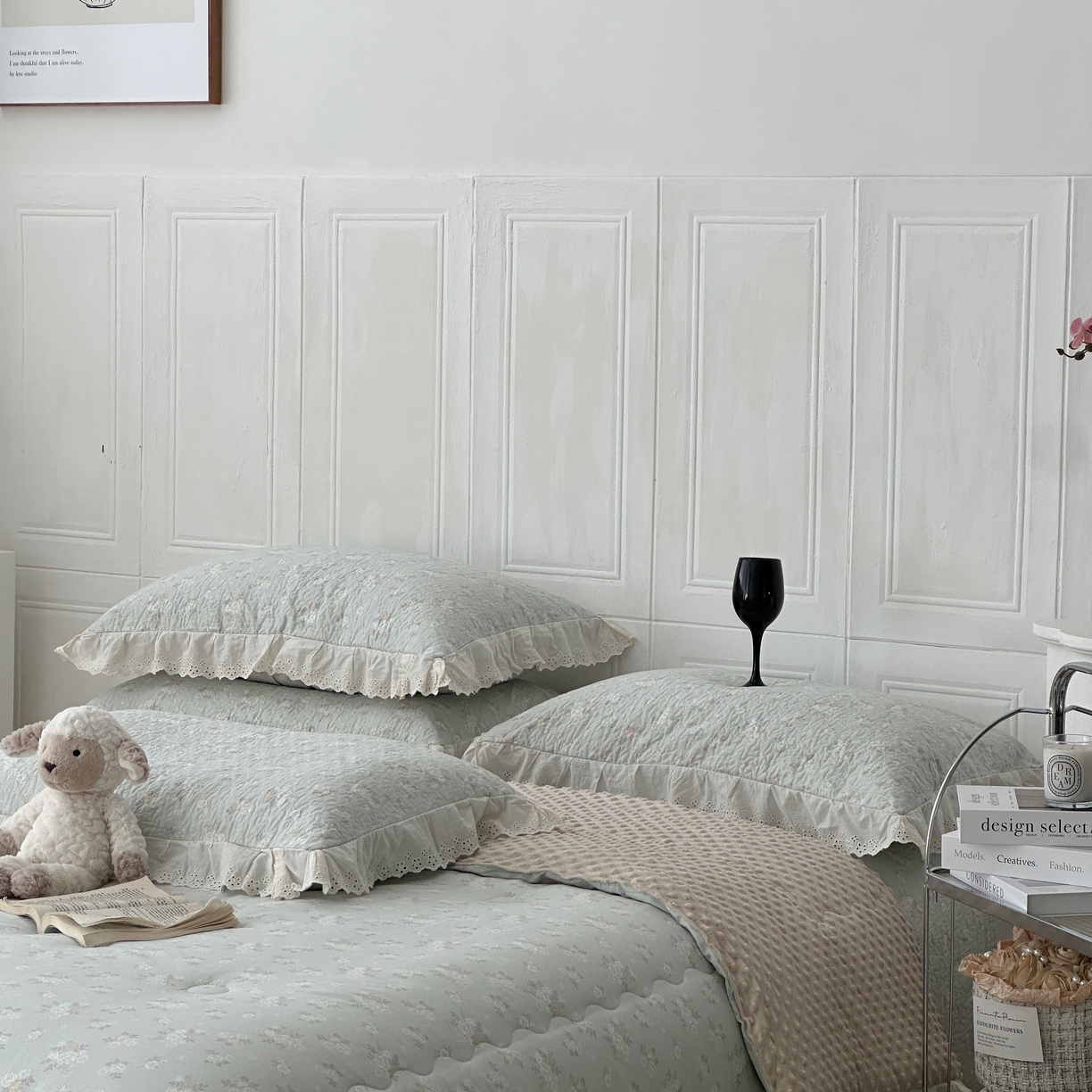 91家纺网 家纺一手货源 找家纺 佰织鑫家居 2025秋冬新品全棉法式床盖款豆豆被四件套 岁月静好