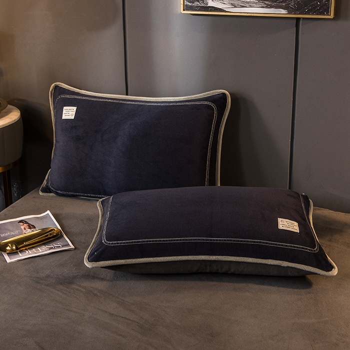 91家纺网 家纺一手货源 找家纺 印季家纺 2025新款牛奶绒纯色包边四件套 宝蓝-深灰