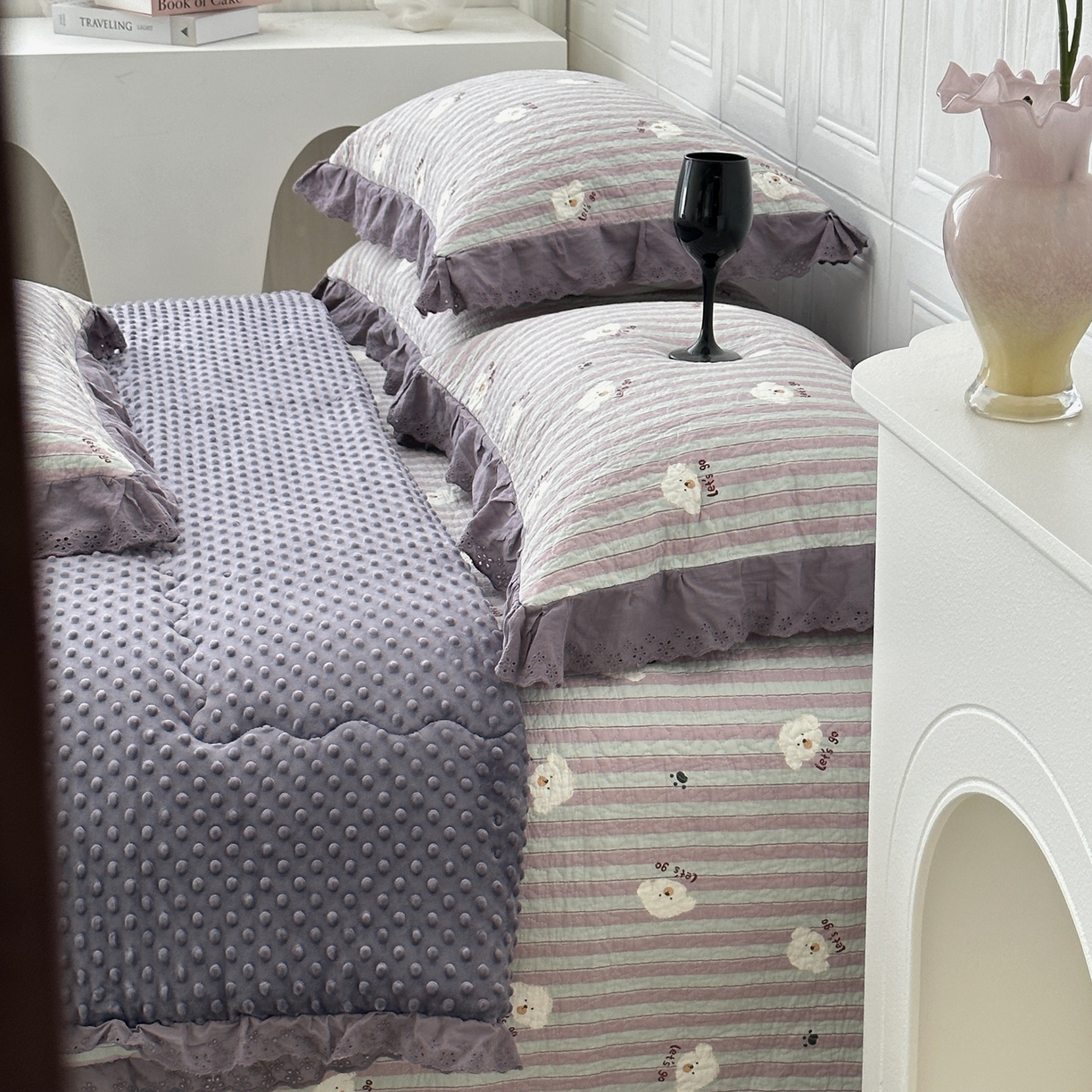 91家纺网 家纺一手货源 找家纺 佰织鑫家居 2025秋冬新品全棉法式床盖款豆豆被四件套 泰迪紫