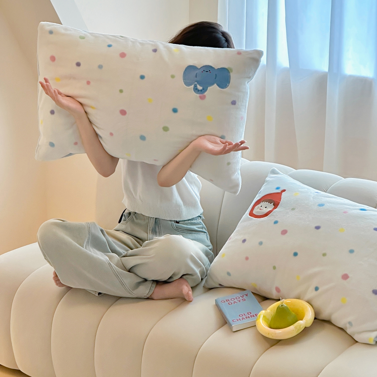 91家纺网 家纺一手货源 找家纺 桃子家居 2025新款A类ins兔毛贴布绣毛巾绣印加绣卡通少女加厚牛奶绒系列四件套 绒贴布绣-小红帽