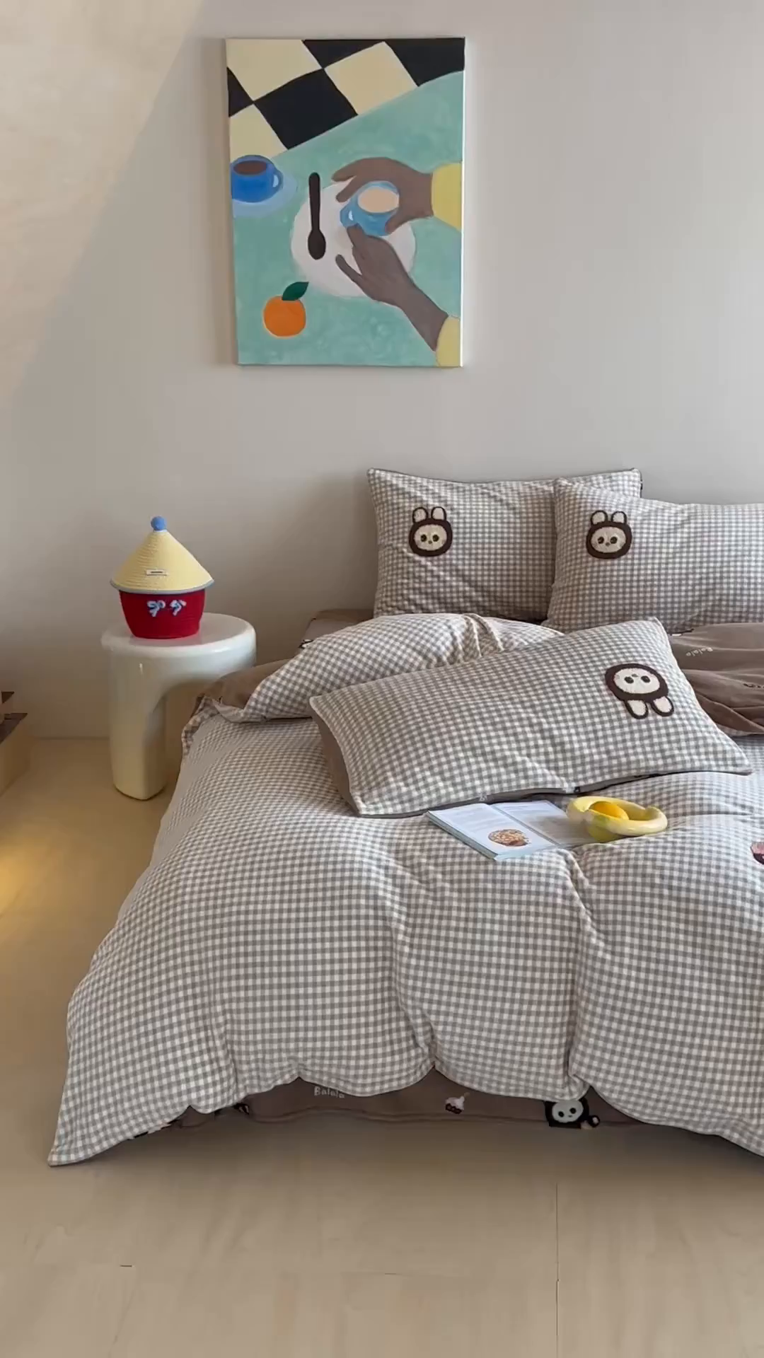 91家纺网 家纺一手货源 找家纺 桃子家居 2025新款A类ins兔毛贴布绣毛巾绣印加绣卡通少女加厚牛奶绒系列四件套 绒贴布绣-布拉拉