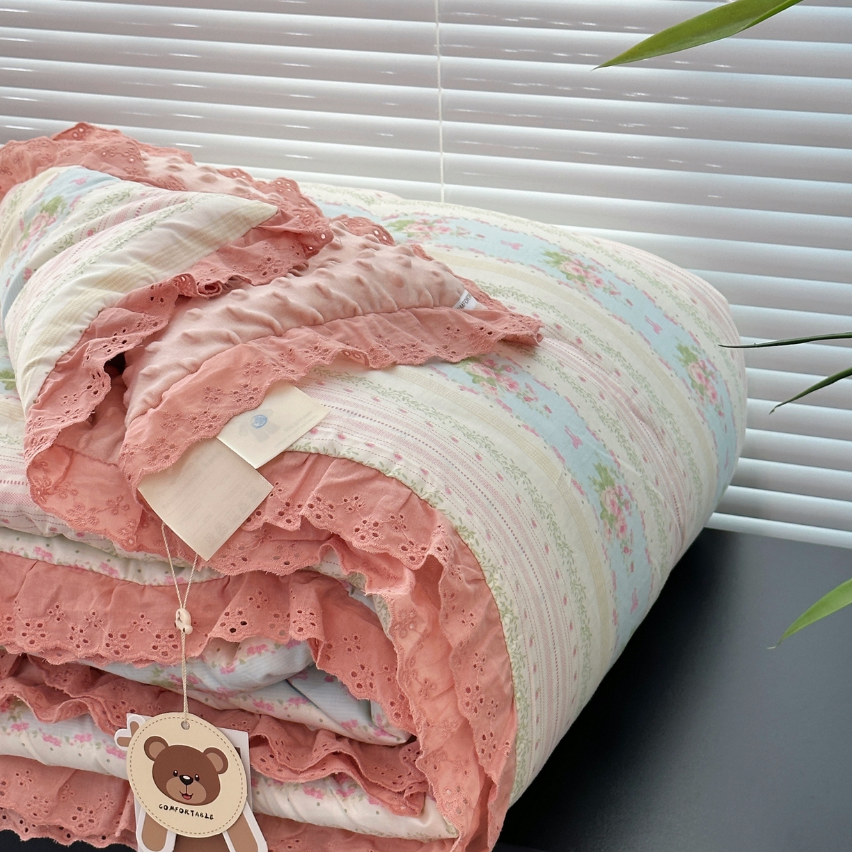 91家纺网 家纺一手货源 找家纺 佰织鑫家居 2025秋冬加厚纯棉全棉法式豆豆被被子被芯 花町