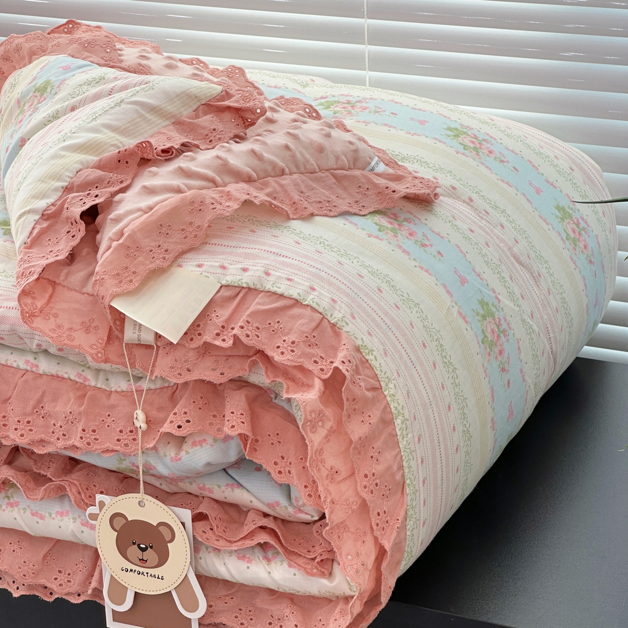 91家纺网 家纺一手货源 找家纺 佰织鑫家居 2025秋冬加厚纯棉全棉法式豆豆被被子被芯 花町