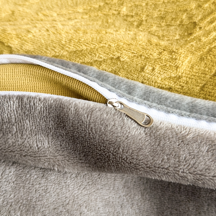 91家纺网 家纺一手货源 找家纺 印季家纺 2025新款牛奶绒包边款烂花四件套 姜黄-马丁灰