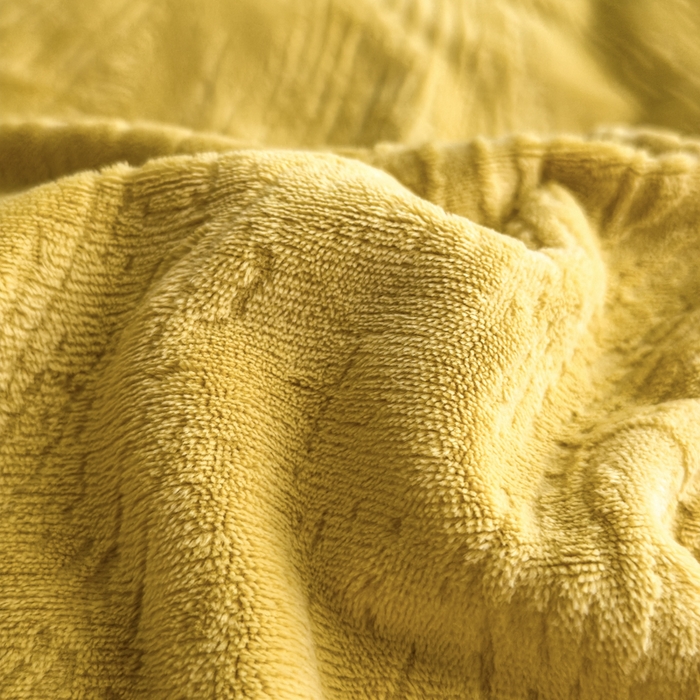 91家纺网 家纺一手货源 找家纺 印季家纺 2025新款牛奶绒包边款烂花四件套 姜黄-马丁灰