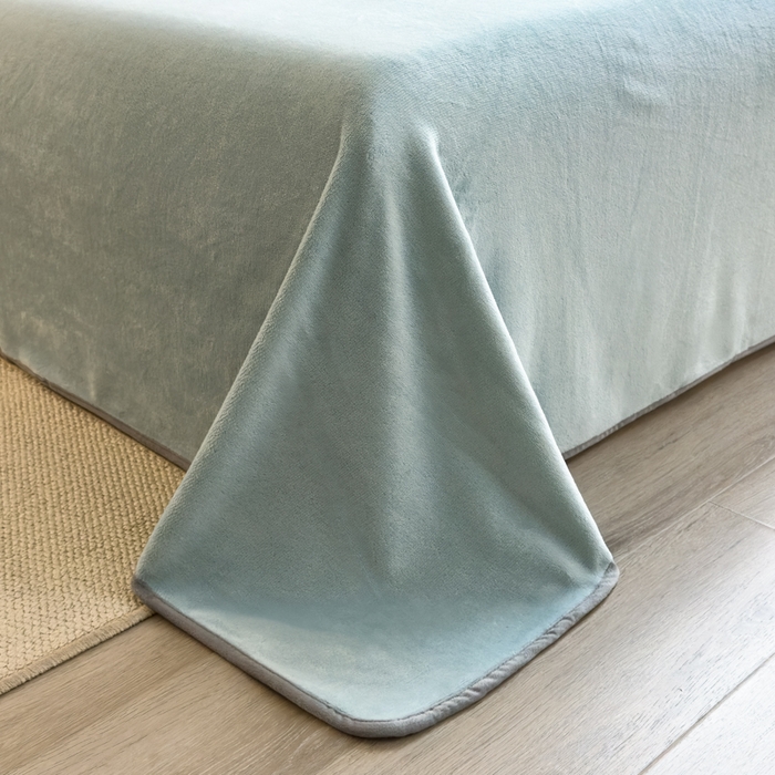 91家纺网 家纺一手货源 找家纺 印季家纺 2025新款牛奶绒包边款烂花四件套 水绿-水绿