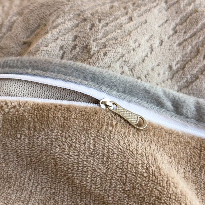 91家纺网 家纺一手货源 找家纺 印季家纺 2025新款牛奶绒包边款烂花四件套 浅驼-浅驼