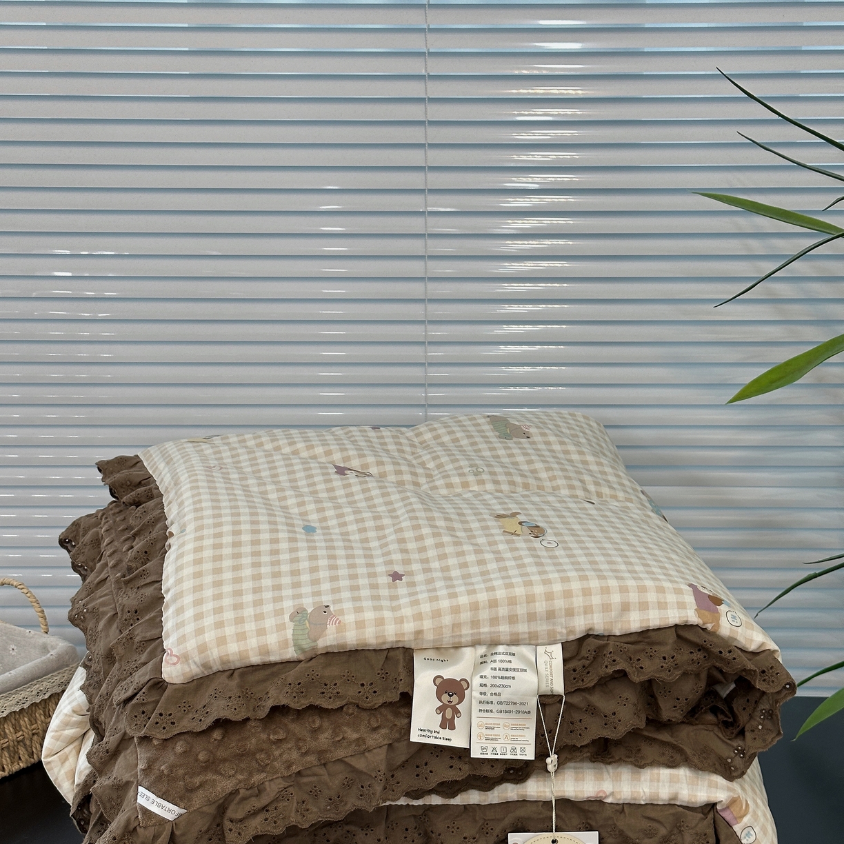 91家纺网 家纺一手货源 找家纺 佰织鑫家居 2025秋冬加厚纯棉全棉法式豆豆被被子被芯 腊肠狗