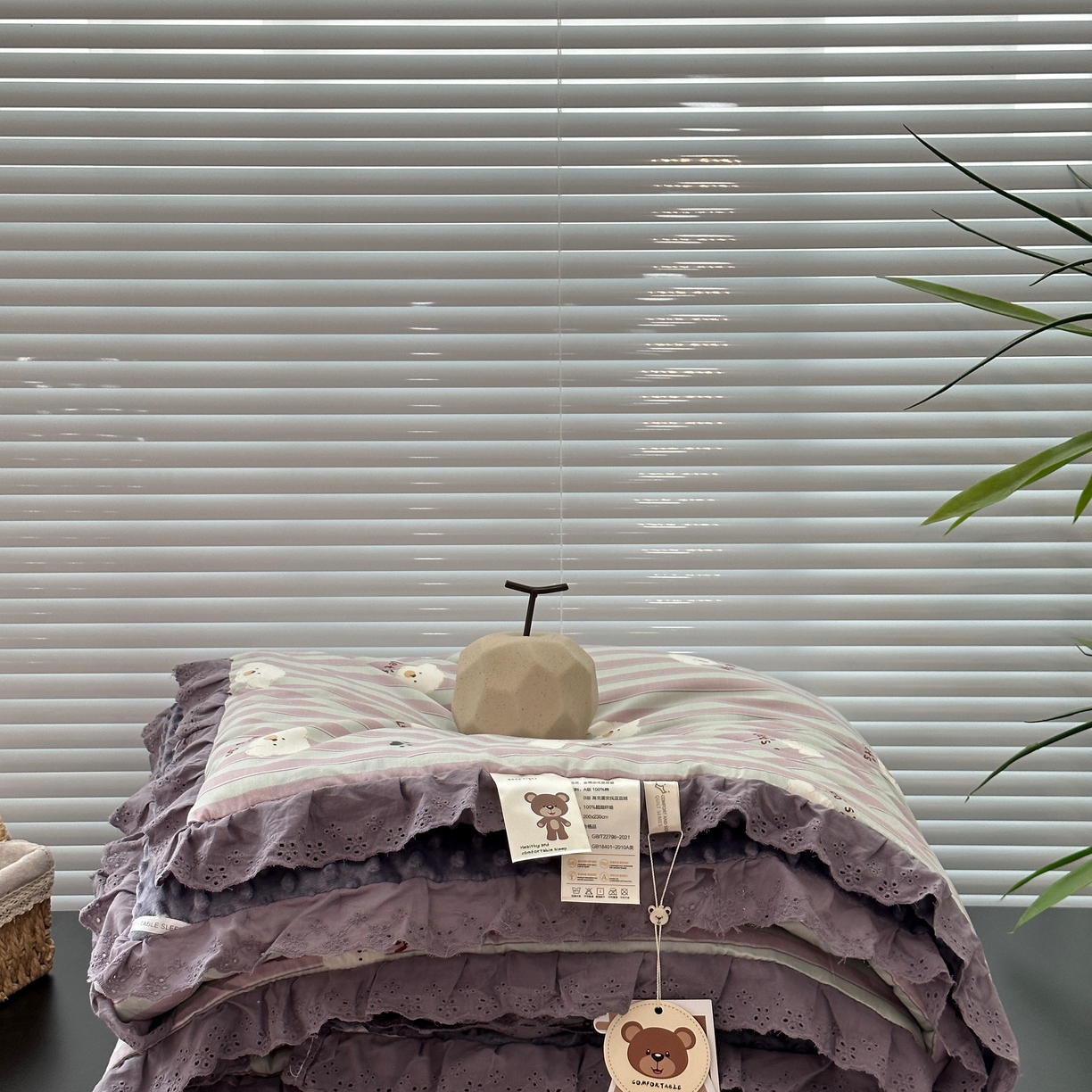 91家纺网 家纺一手货源 找家纺 佰织鑫家居 2025秋冬加厚纯棉全棉法式豆豆被被子被芯 泰迪紫