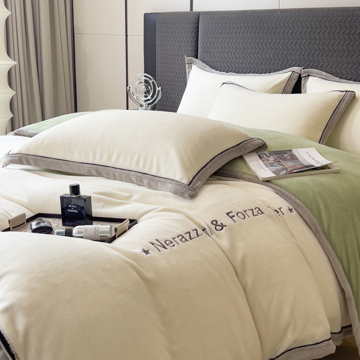 91家纺网 家纺一手货源 找家纺 印季家纺 2025新款牛奶绒两星绣花包边四件套 奶白-草绿