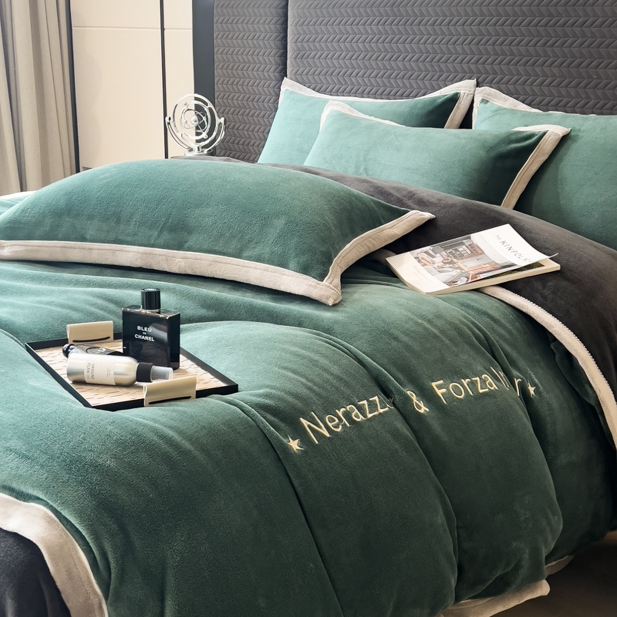 91家纺网 家纺一手货源 找家纺 印季家纺 2025新款牛奶绒两星绣花包边四件套 灰绿-深灰