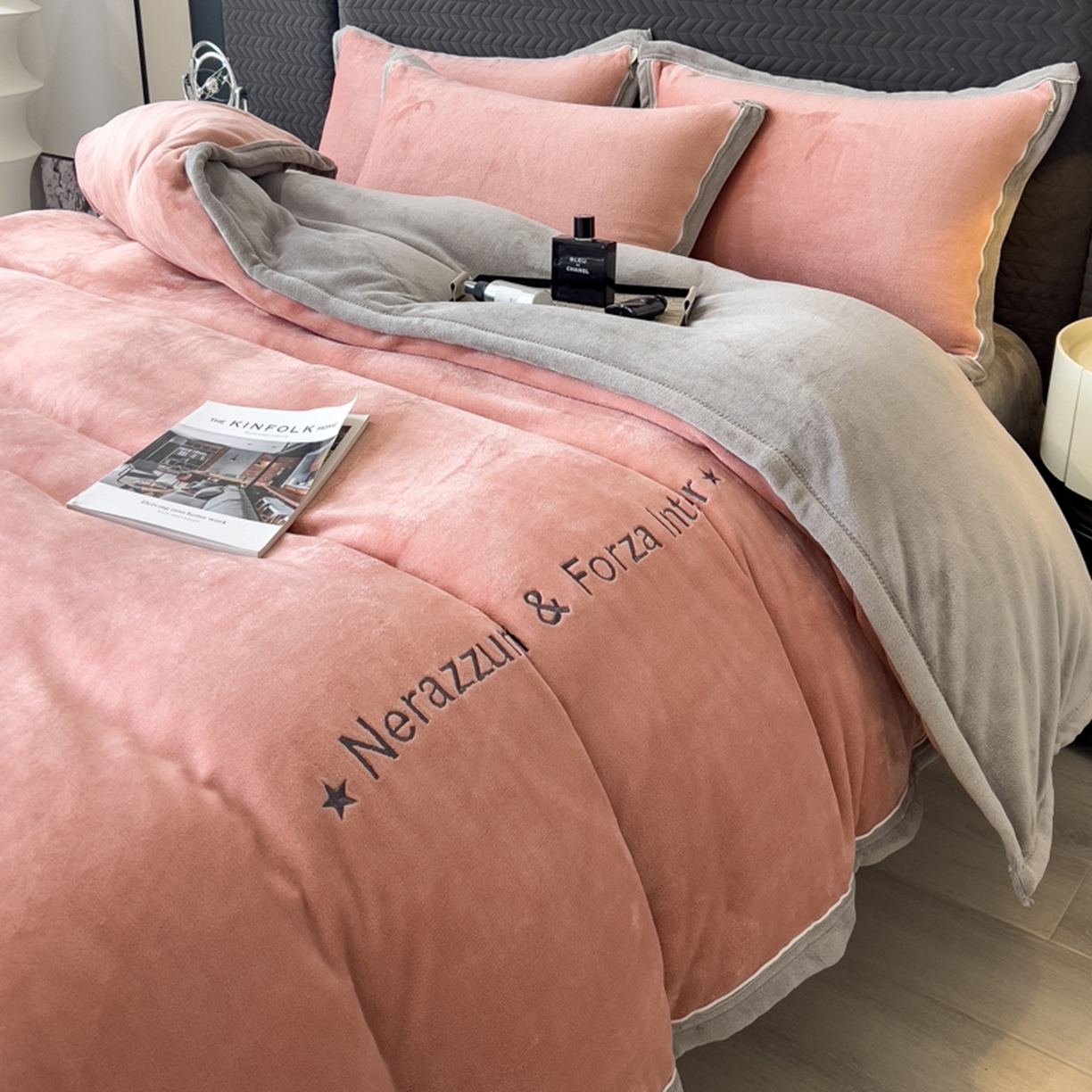 印季家纺 2025新款牛奶绒两星绣花包边四件套 豆沙-马丁灰