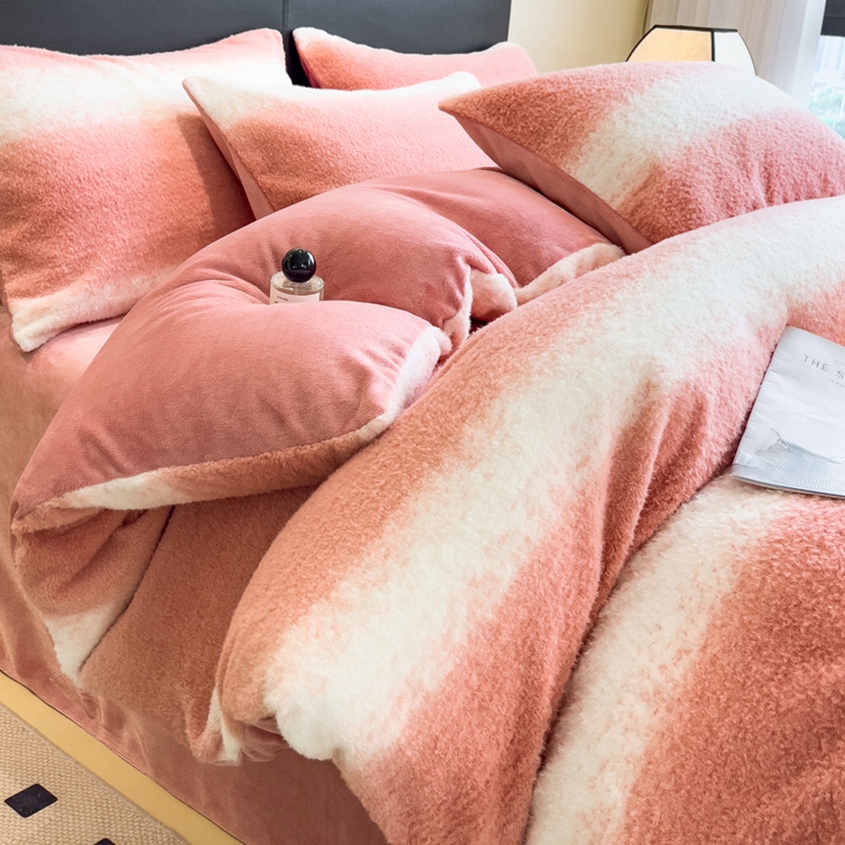 91家纺网 家纺一手货源 找家纺 （总）印季家纺 2025新款轻奢简约羊呢绒亲肤保暖四件套