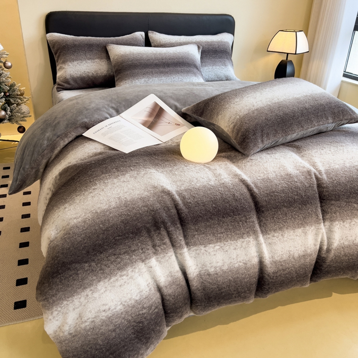 91家纺网 家纺一手货源 找家纺 印季家纺 2025新款轻奢简约羊呢绒亲肤保暖四件套 灰色大条纹