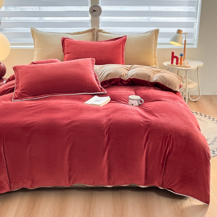 91家纺网 家纺一手货源 找家纺 润肤居 2025新款加厚婴儿绒牛奶绒四件套9斤工艺款宝宝绒 晨曦红+浅驼