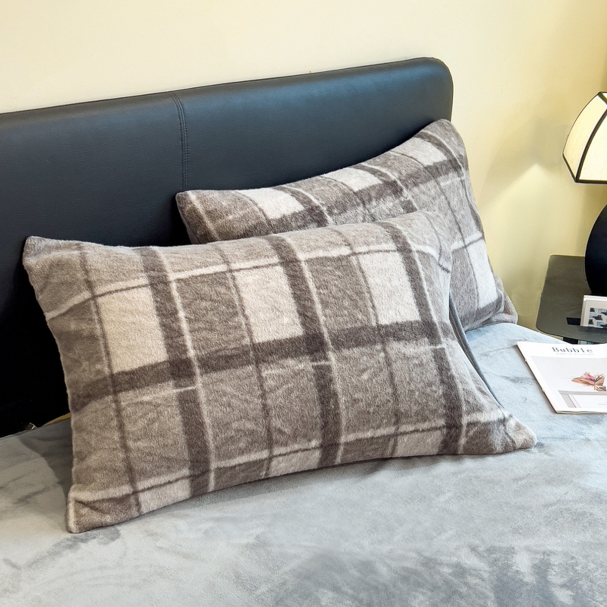 91家纺网 家纺一手货源 找家纺 印季家纺 2025新款轻奢简约羊呢绒亲肤保暖四件套 灰色大格