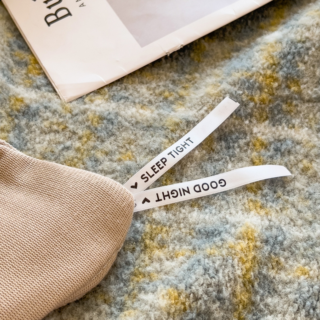 91家纺网 家纺一手货源 找家纺 印季家纺 2025新款轻奢简约羊呢绒亲肤保暖四件套 小香彩格