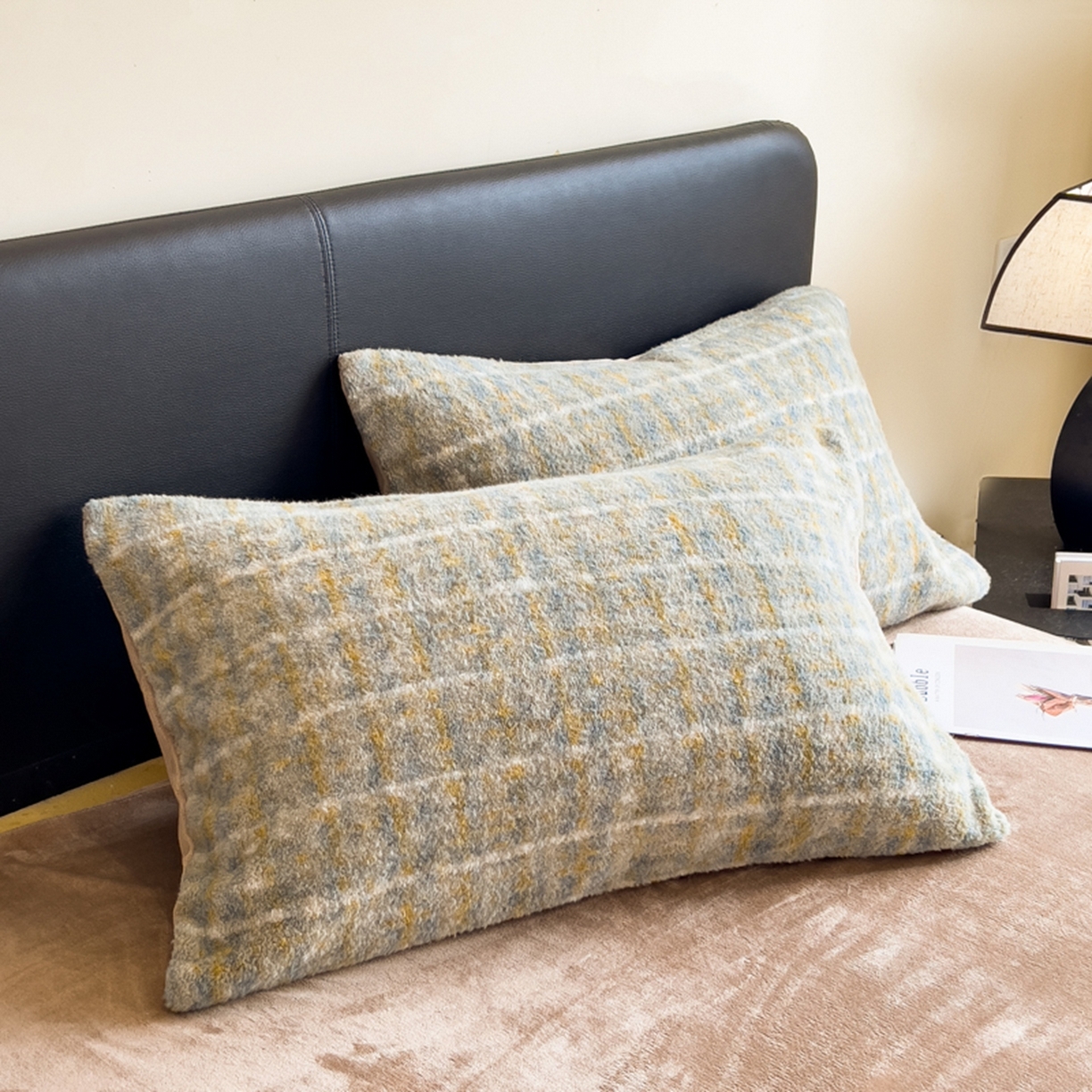 91家纺网 家纺一手货源 找家纺 印季家纺 2025新款轻奢简约羊呢绒亲肤保暖四件套 小香彩格