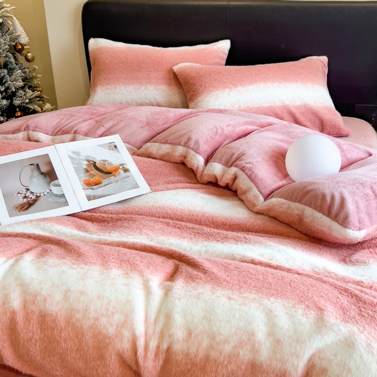 91家纺网 家纺一手货源 找家纺 印季家纺 2025新款轻奢简约羊呢绒亲肤保暖四件套 豆沙大条纹