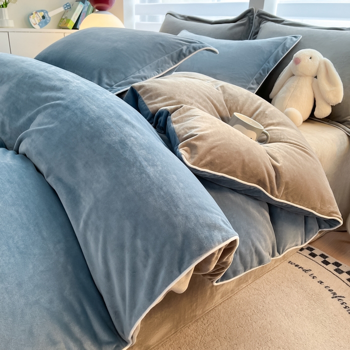 91家纺网 家纺一手货源 找家纺 润肤居 2025新款加厚婴儿绒牛奶绒四件套9斤工艺款宝宝绒 蓝色+灰咖