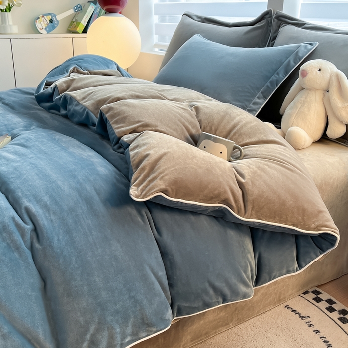 91家纺网 家纺一手货源 找家纺 润肤居 2025新款加厚婴儿绒牛奶绒四件套9斤工艺款宝宝绒 蓝色+灰咖