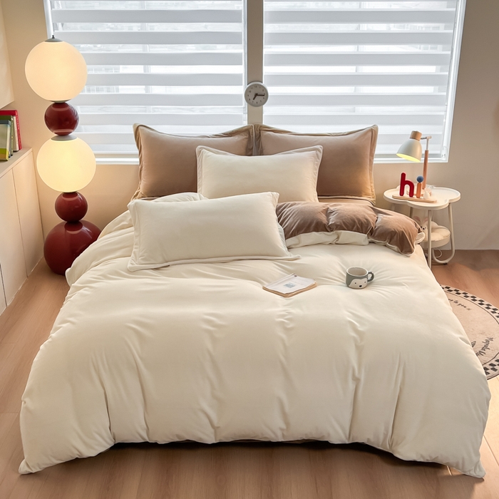 91家纺网 家纺一手货源 找家纺 润肤居 2025新款加厚婴儿绒牛奶绒四件套9斤工艺款宝宝绒 米白+浅驼