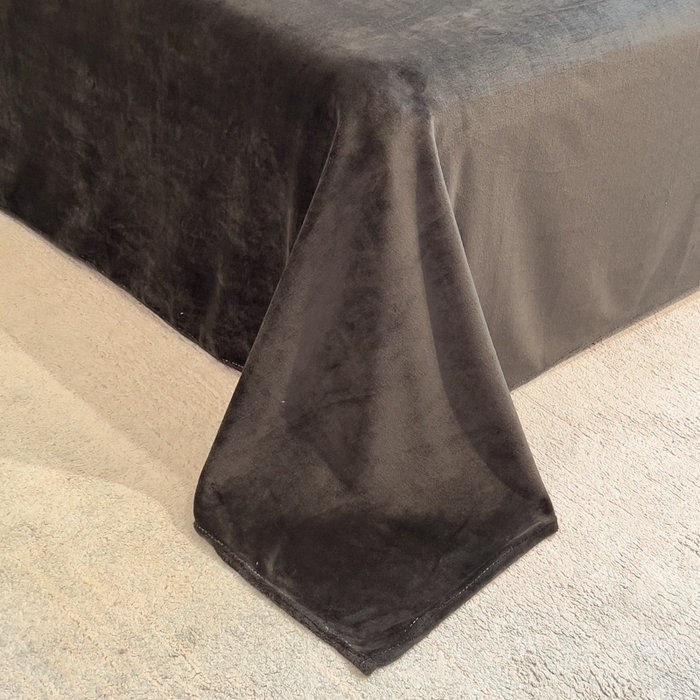 91家纺网 家纺一手货源 找家纺 印季家纺 2025新款针织兔毛条纹四件套 酒红-深灰