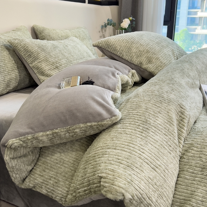 印季家纺 2025新款针织兔毛条纹四件套 草绿-马丁灰