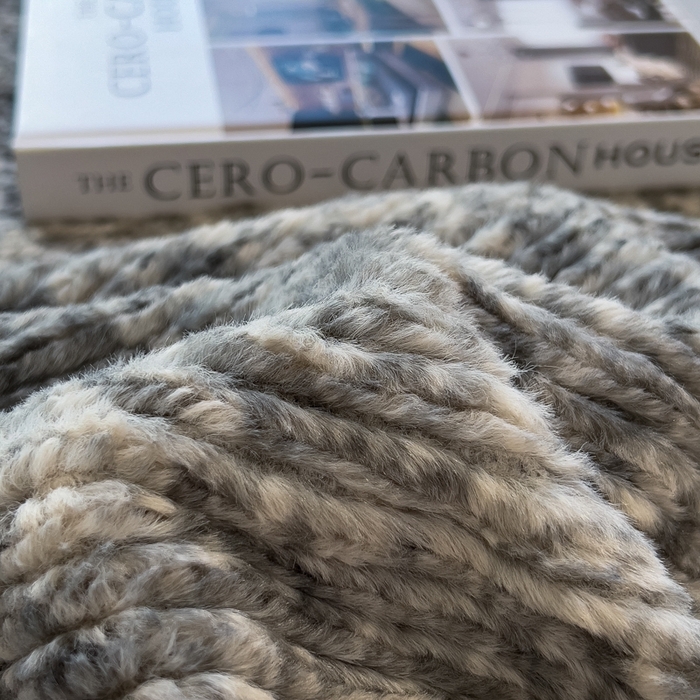 91家纺网 家纺一手货源 找家纺 印季家纺 2025新款针织兔毛条纹四件套 浅灰-马丁灰