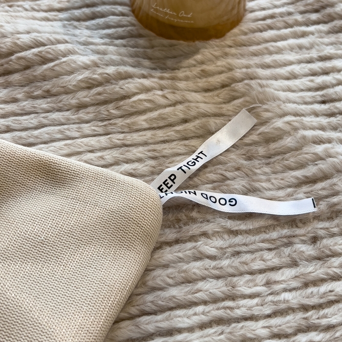 91家纺网 家纺一手货源 找家纺 印季家纺 2025新款针织兔毛条纹四件套 奶咖-浅驼