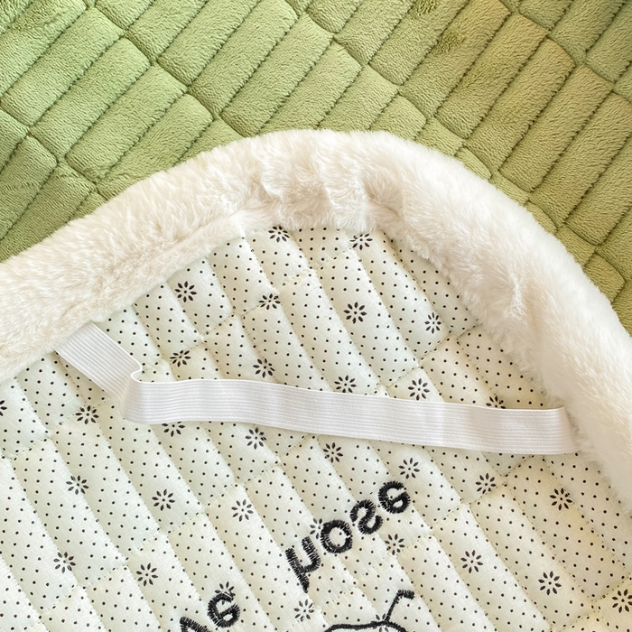 91家纺网 家纺一手货源 找家纺 梦初语 2025新款纯色牛奶绒贴布绣床垫褥冬季加绒加厚防滑学生宿舍 -直播爆款（面料175克-夹棉200克-底布80克防滑滴塑布） 煤球-绿